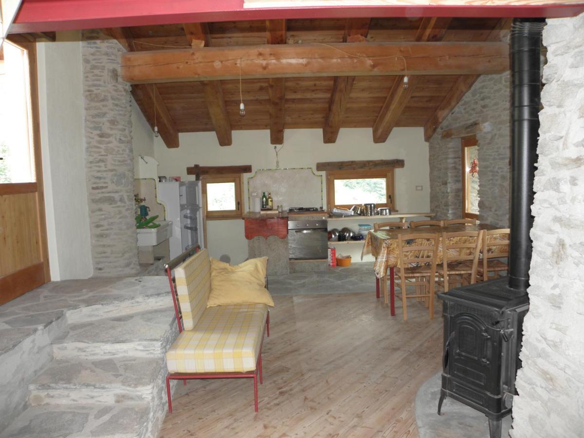 La Vera Casa Di Mose Marmora Exteriör bild
